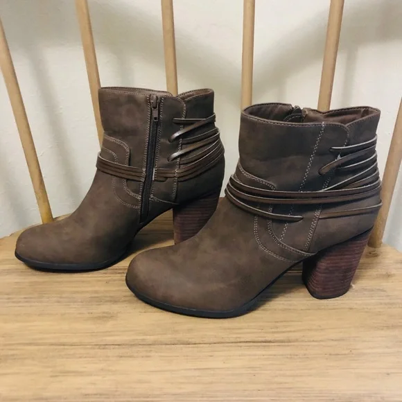 New Madden Girl Denice Strappy Boots in Women’s Size 10 - Picture 4 of 10